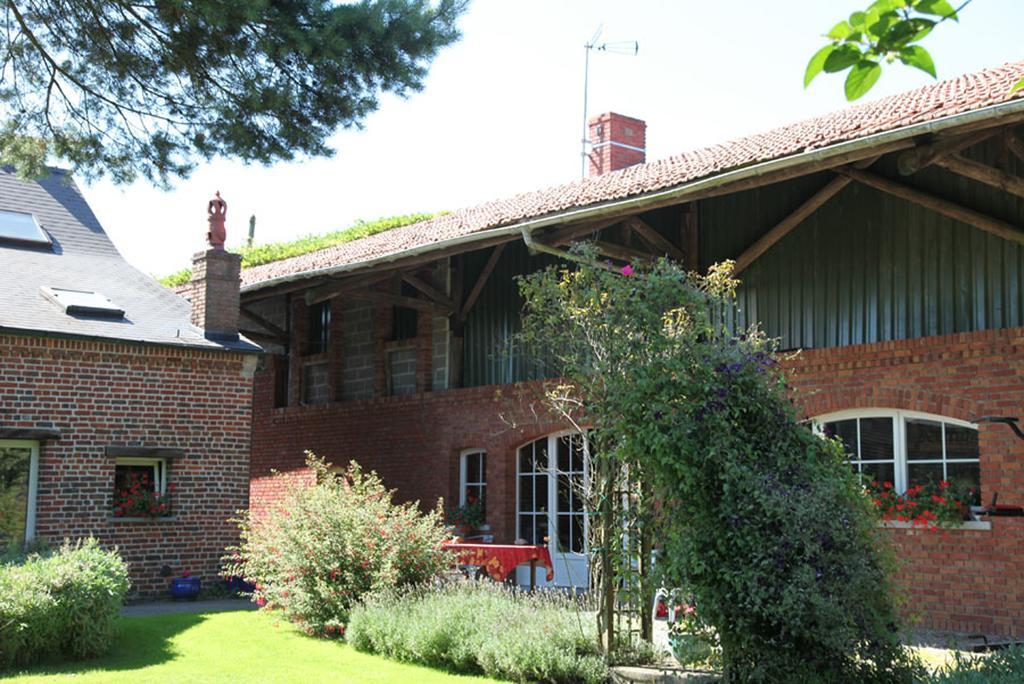 La Citadelle D'Hututu Bed & Breakfast Avesnes-sur-Helpe Exterior foto