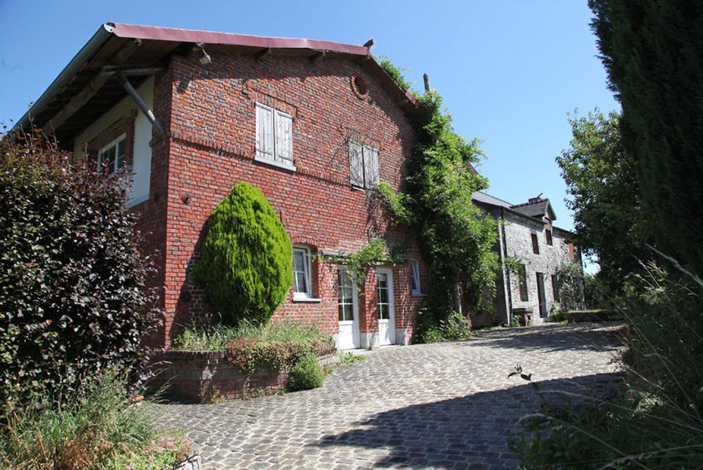 La Citadelle D'Hututu Bed & Breakfast Avesnes-sur-Helpe Exterior foto