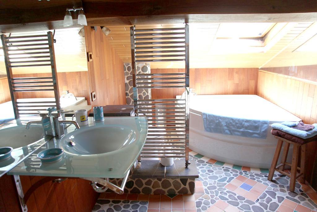 La Citadelle D'Hututu Bed & Breakfast Avesnes-sur-Helpe Cameră foto